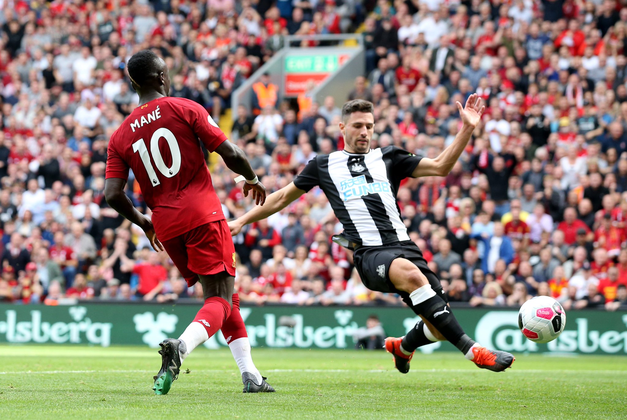 件的背景 件的背景